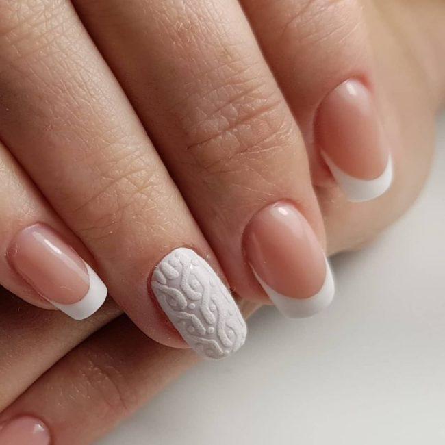 Dzianinowy manicure